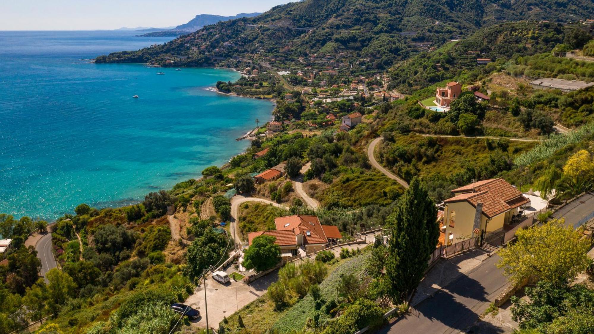 Avocado Villa Ventimiglia Luaran gambar